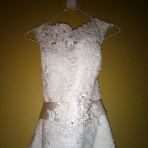 MORI LEE BY MADELINE GARNER IVORY WEDDING DRESS - Picture 2 of 9